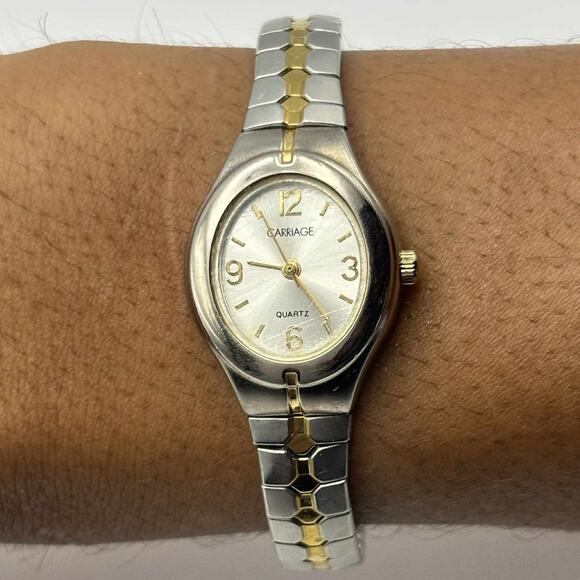 Stunning Silver Timex Watch - Picture 1 of 5